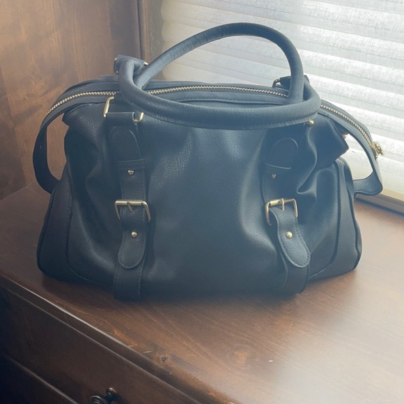 Steve Madden Doctor Bag style Purse - Picture 2 of 8